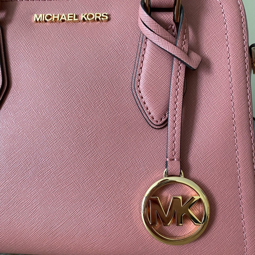 Michael Kors women’s purse - Picture 7 of 7